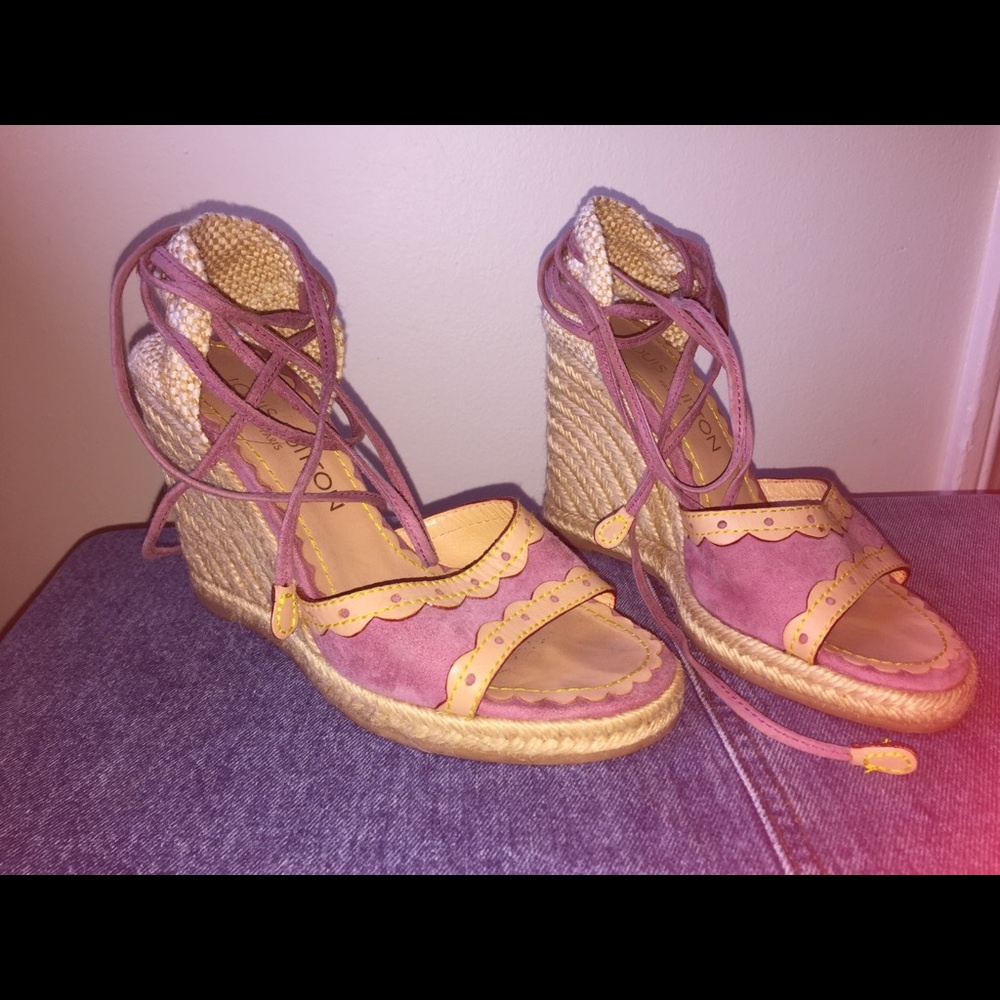 SOLD! LOUIS VUITTON Espadrilles - Picture 2 of 5